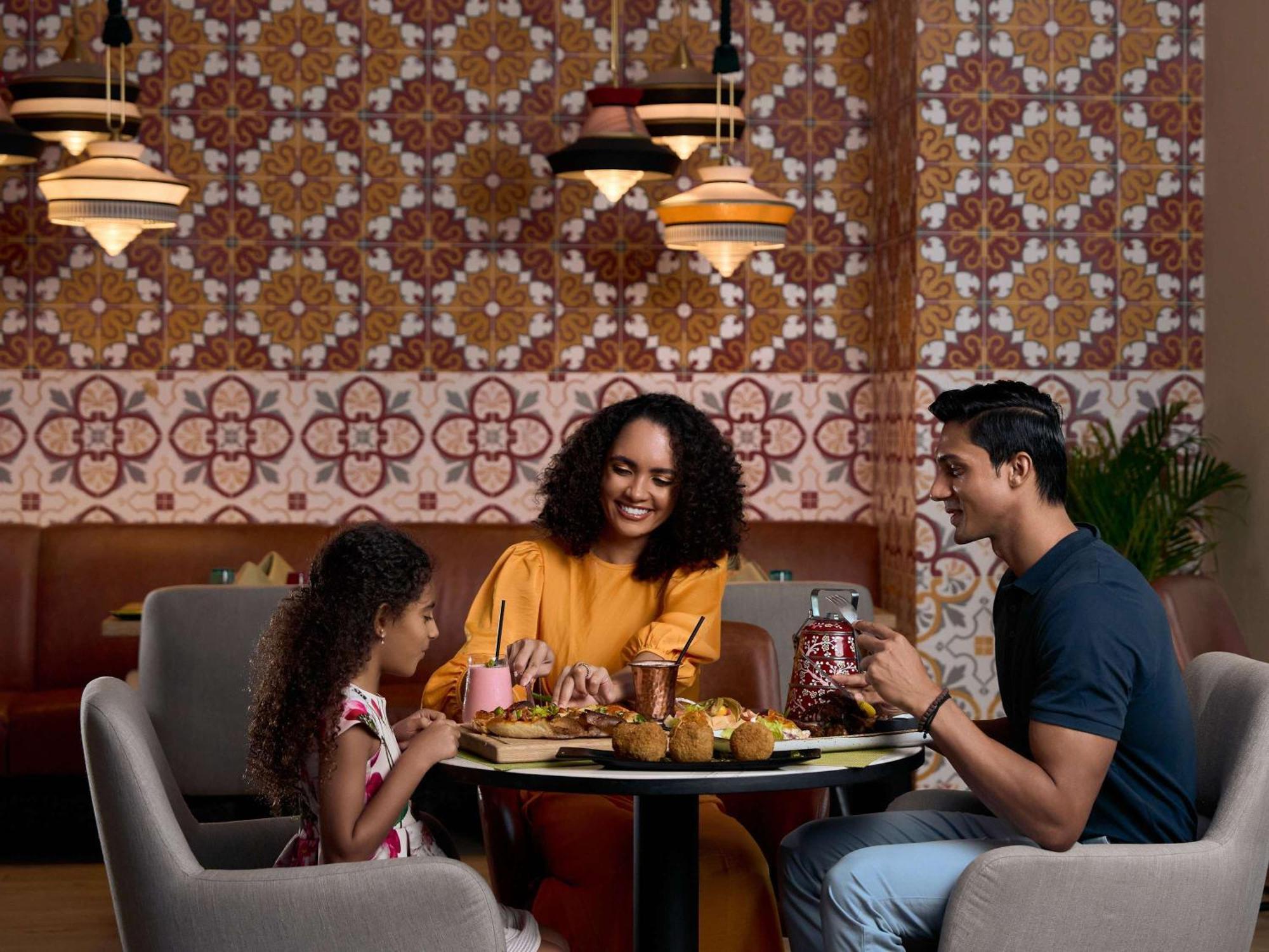 Aparthotel Adagio Dubai Deira מראה חיצוני תמונה